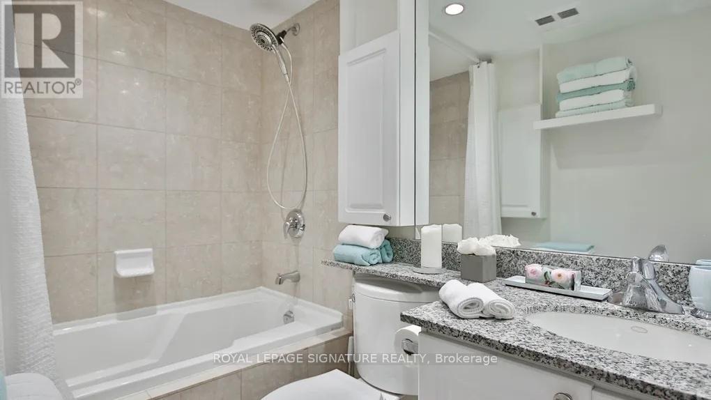 3007 - 8 Park Road, Toronto, Ontario  M4W 3S5 - Photo 12 - C12766954