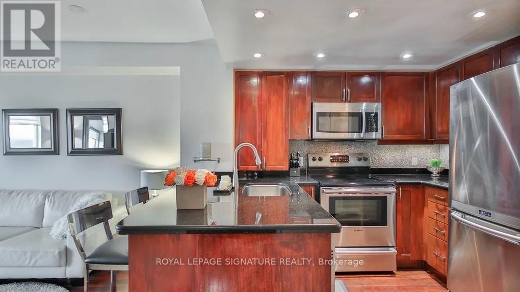 3007 - 8 Park Road, Toronto, Ontario  M4W 3S5 - Photo 3 - C12766954