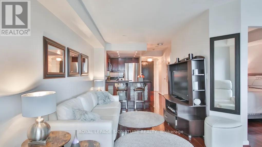 3007 - 8 Park Road, Toronto, Ontario  M4W 3S5 - Photo 7 - C12766954