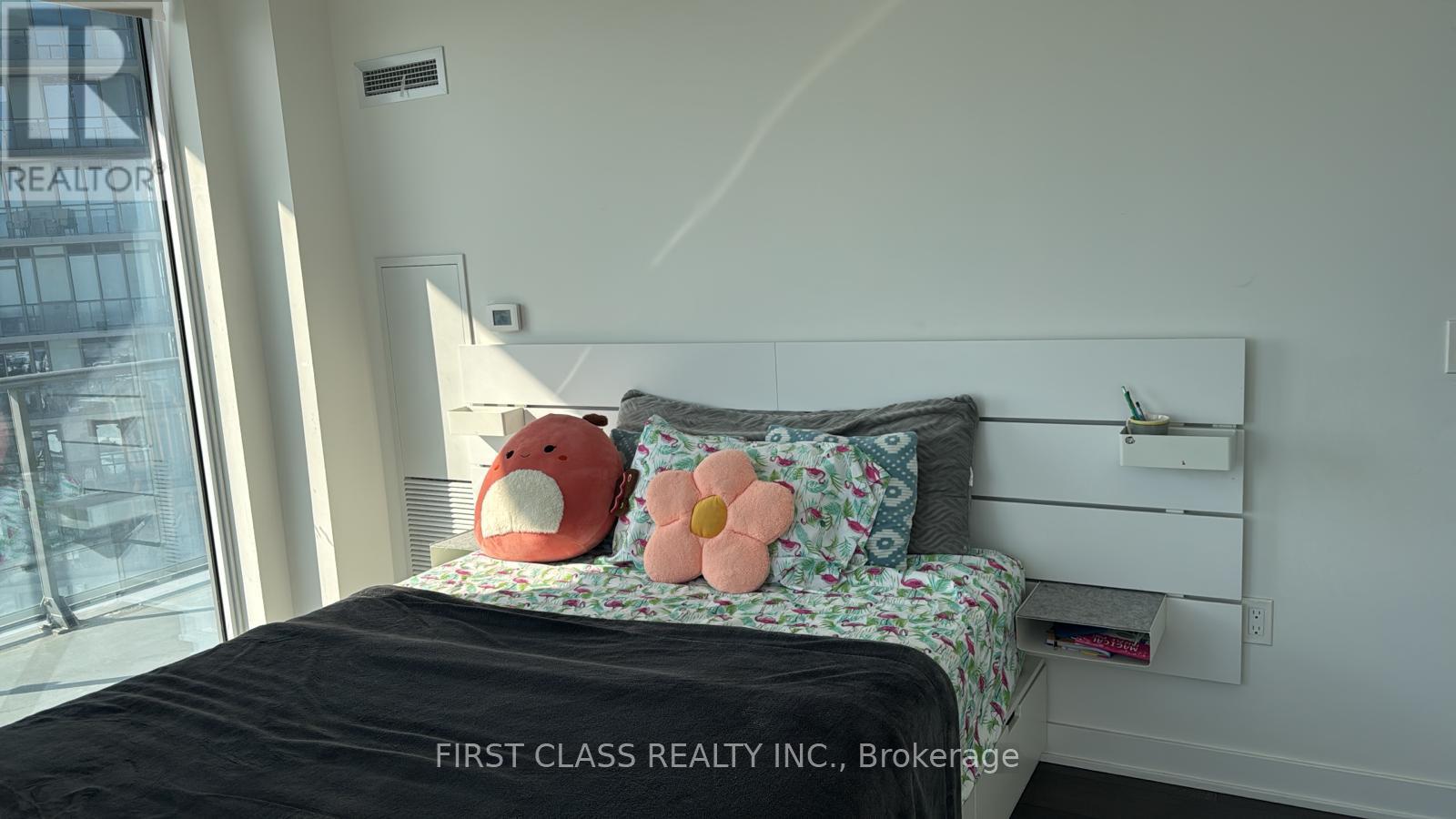 1104 - 4675 Metcalfe Avenue, Mississauga, Ontario  L5M 0Z8 - Photo 13 - W12767754