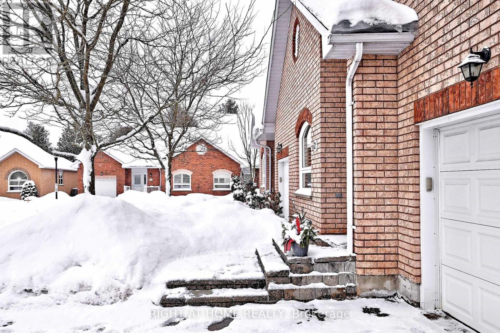 12 - 318 Little Avenue, Barrie, Ontario  L4N 2Z6 - Photo 3 - S12768014