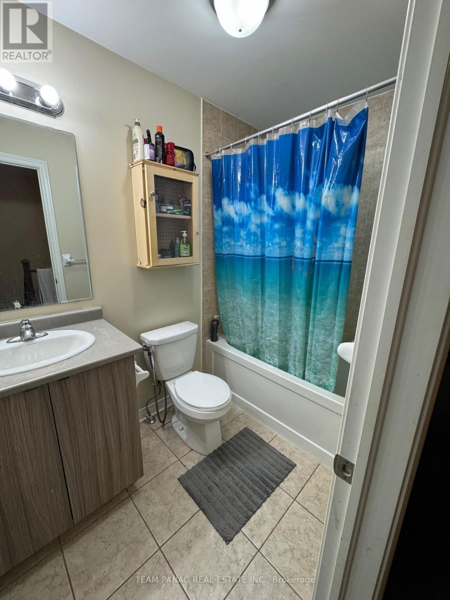 19 Pearman Crescent, Brampton, Ontario  L7A 4Y8 - Photo 18 - W12767992