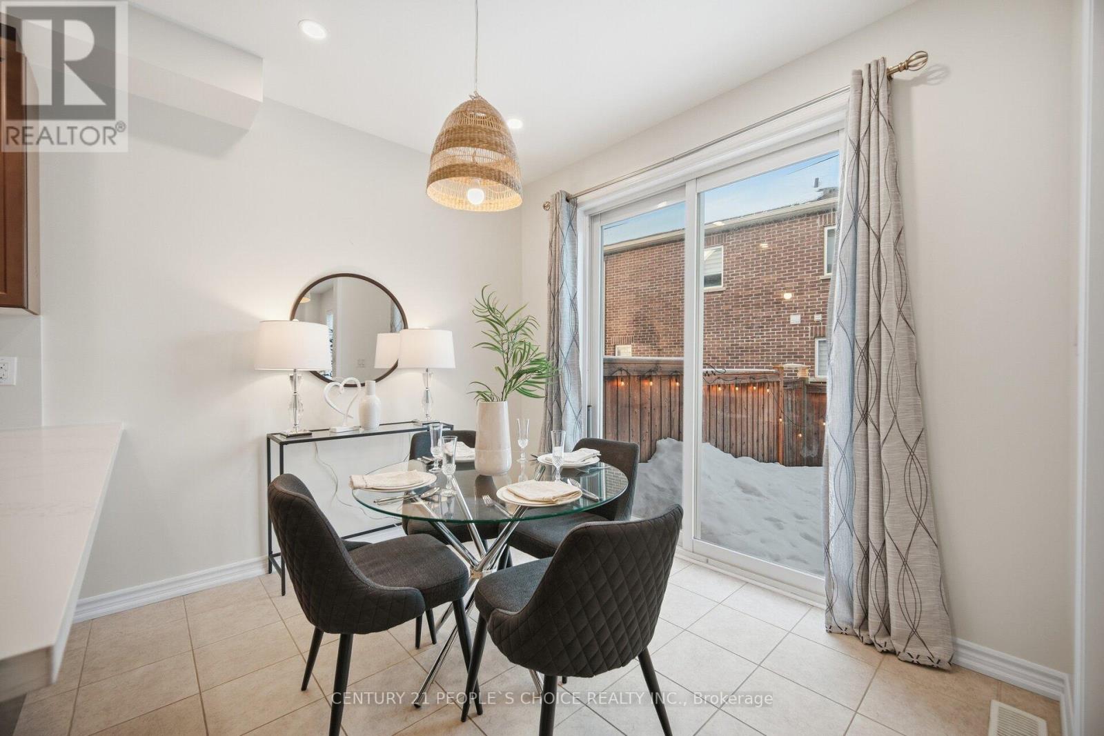 542 Fir Court, Milton (Cb Cobban), Ontario  L9T 7E7 - Photo 10 - W12767996