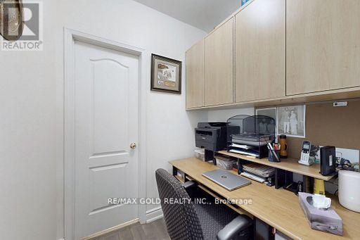 18 Thimbleberry Street, Brampton, Ontario  L7A 3L3 - Photo 21 - W12768034