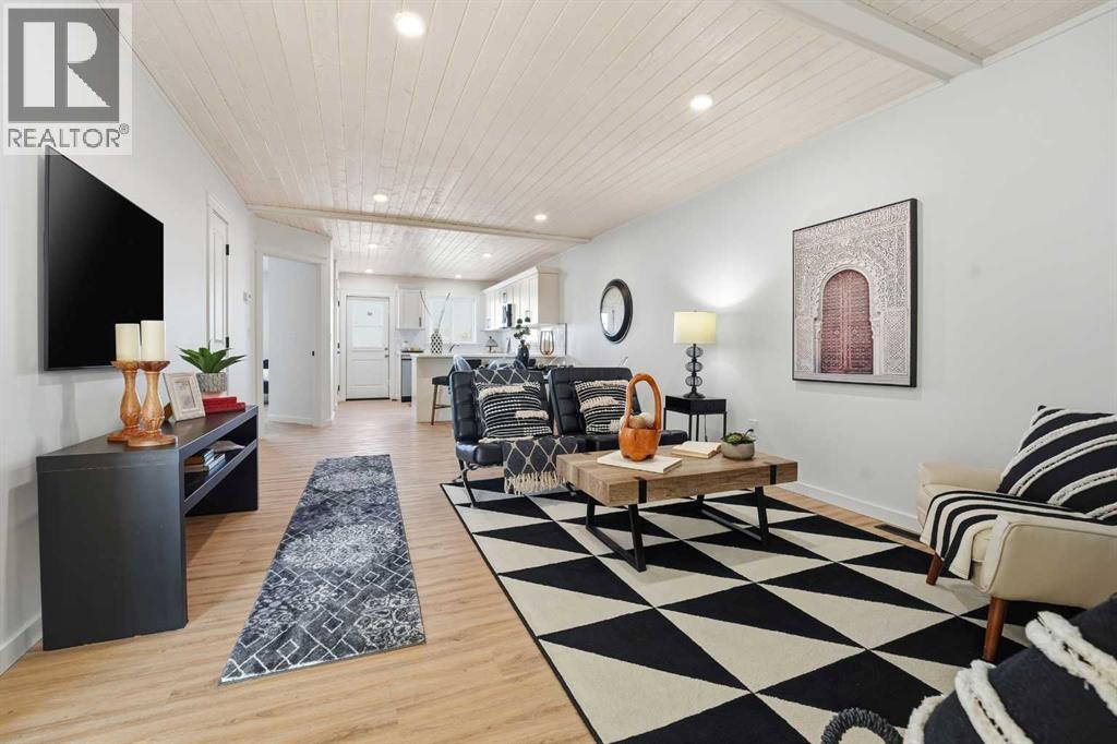 6 Metcalf Way, Lacombe, Alberta  T4L 0J8 - Photo 14 - A2281609