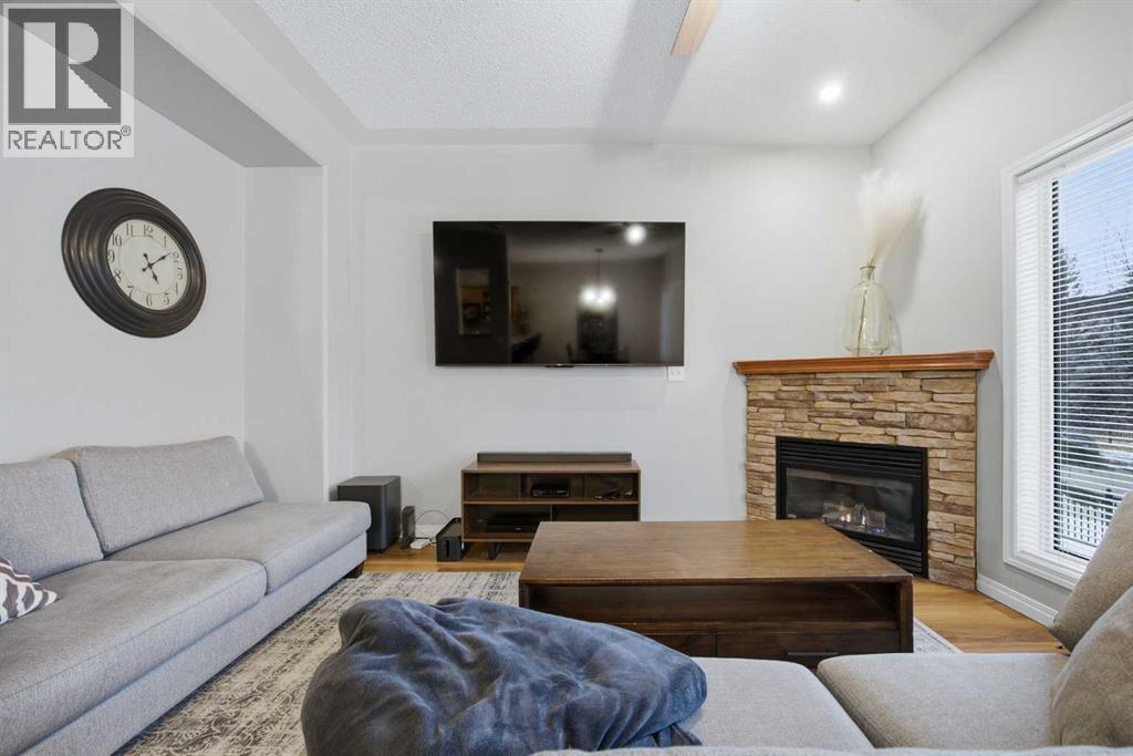 6 Rocky Vista Terrace Nw, Calgary, Alberta  T3G 5G5 - Photo 8 - A2282695