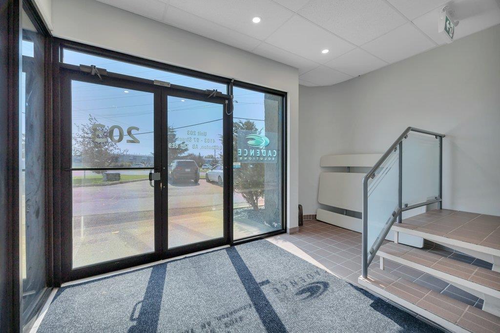 203 4103  97 Street, Edmonton, Alberta  T6E 6E9 - Photo 1 - 43690817