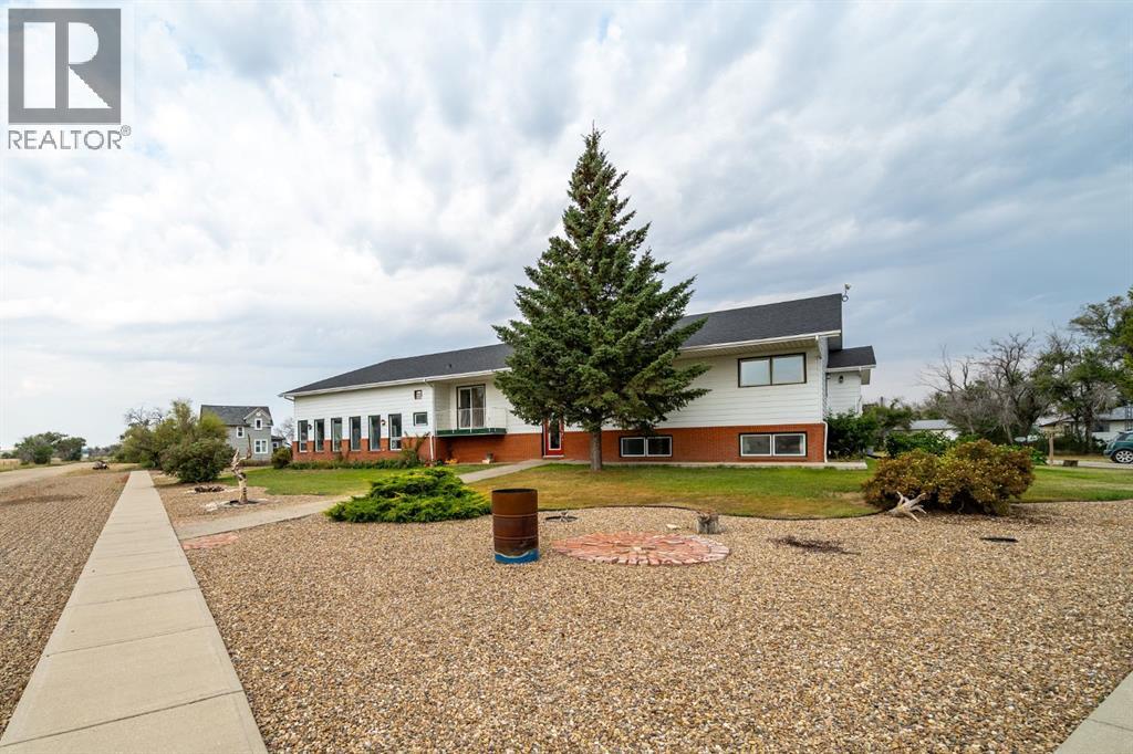 116 6 Avenue W, Empress, Alberta  T0J 1E0 - Photo 1 - A2256428