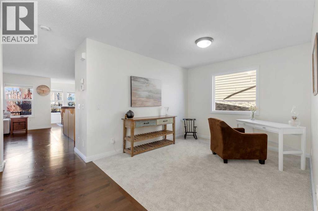 29 Sunset Close, Cochrane, Alberta  T4C 0B3 - Photo 4 - A2280906