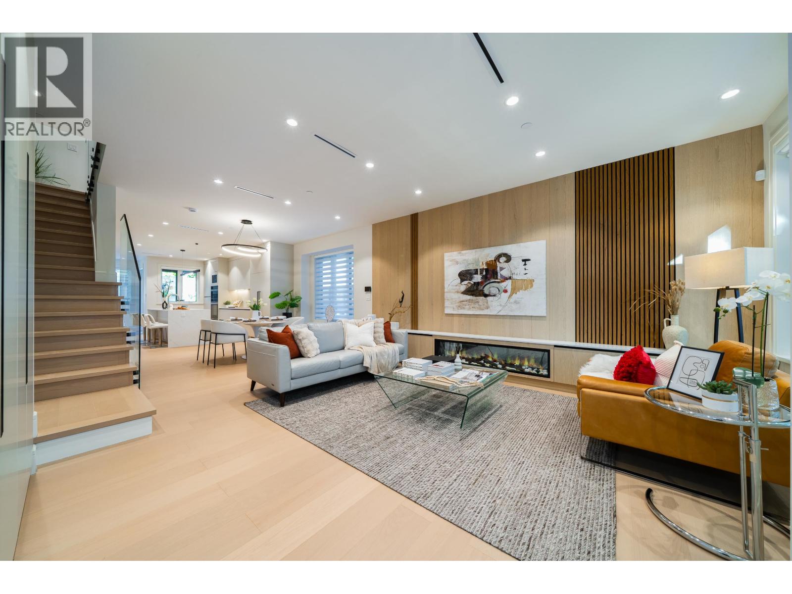 Listing Picture 4 of 32 : 3849 W 26TH AVENUE, Vancouver / 溫哥華 - 魯藝地產 Yvonne Lu Group - MLS Medallion Club Member