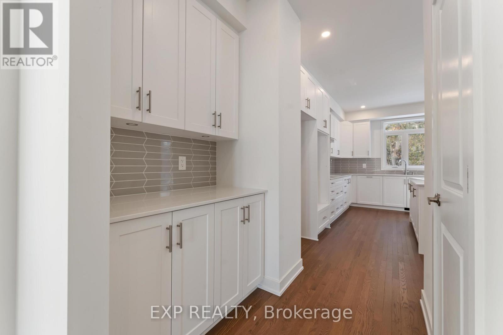 1752 Rotterdam Circle, Ottawa, Ontario  K2W 1A5 - Photo 10 - X12768078