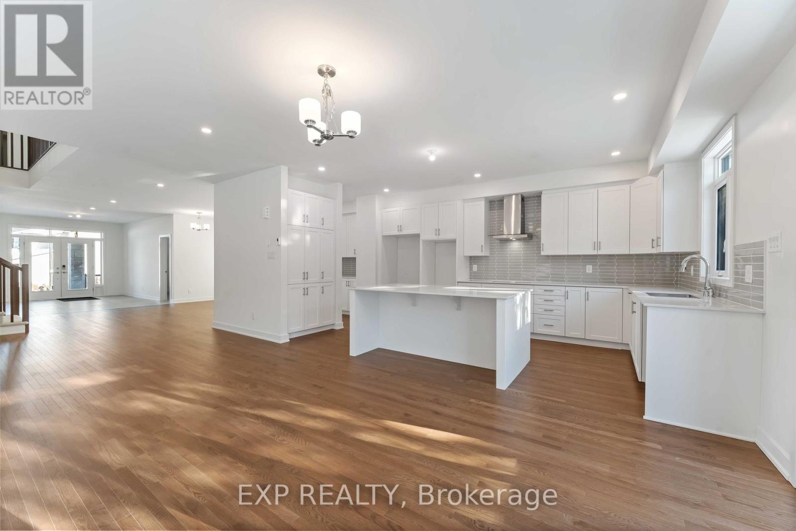 1752 Rotterdam Circle, Ottawa, Ontario  K2W 1A5 - Photo 12 - X12768078