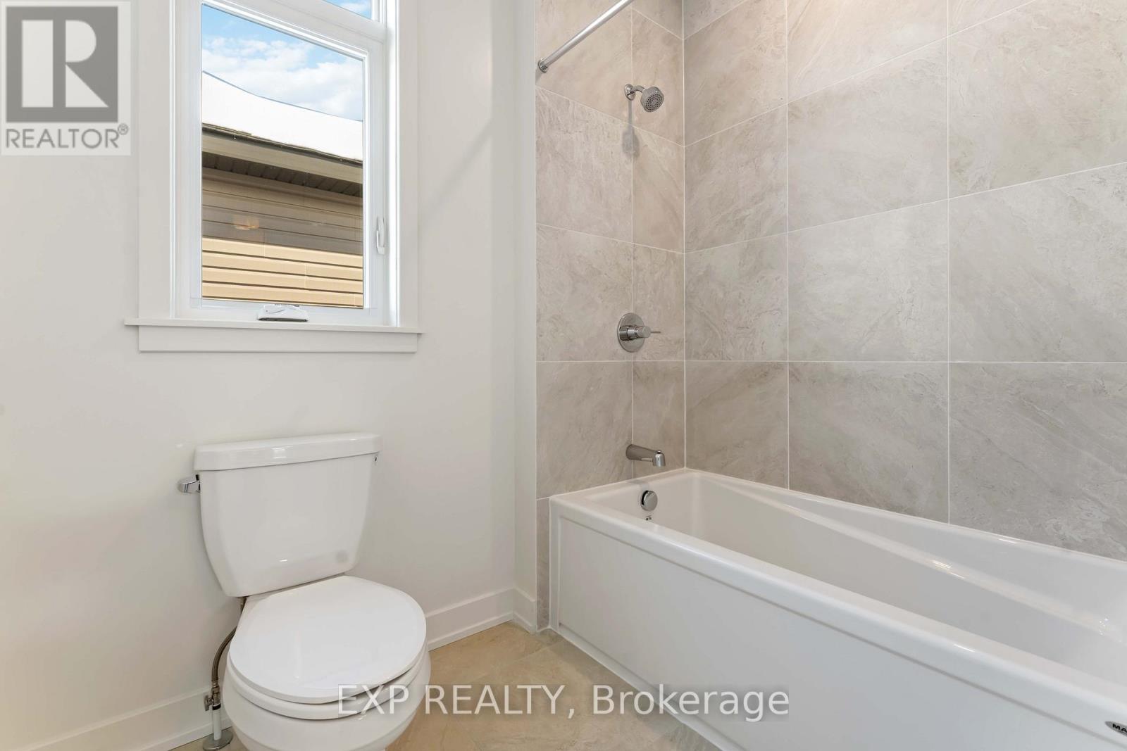 1752 Rotterdam Circle, Ottawa, Ontario  K2W 1A5 - Photo 29 - X12768078