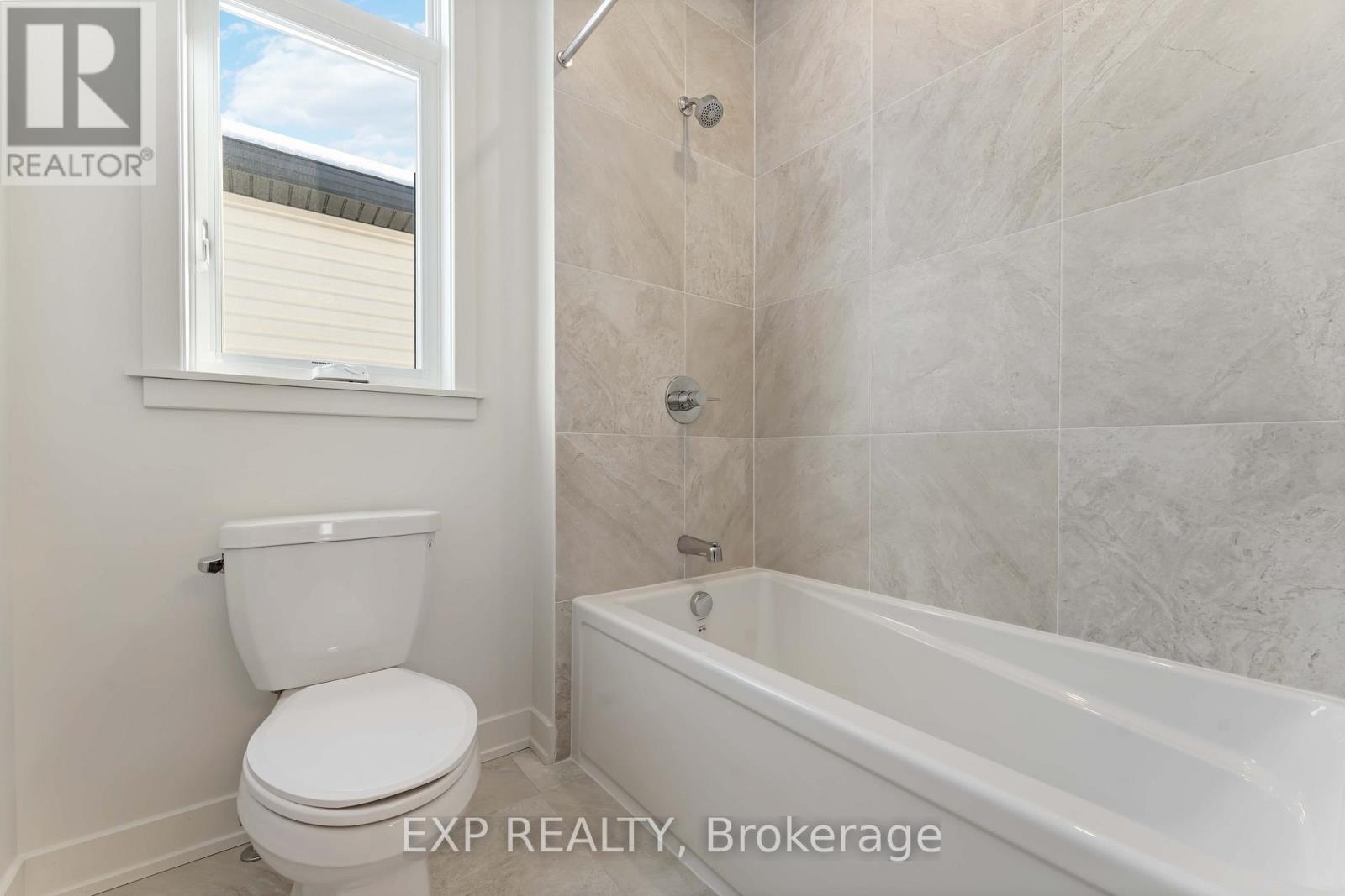 1752 Rotterdam Circle, Ottawa, Ontario  K2W 1A5 - Photo 34 - X12768078