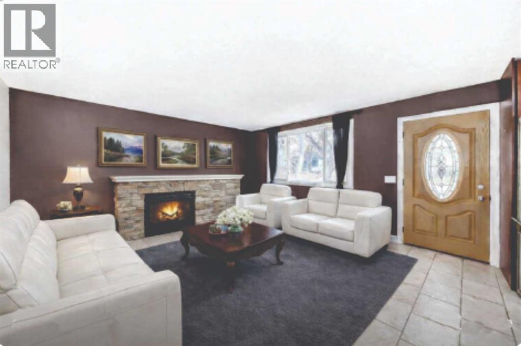 3042 31a Street Se, Calgary, Alberta  T2B 0S9 - Photo 11 - A2284059