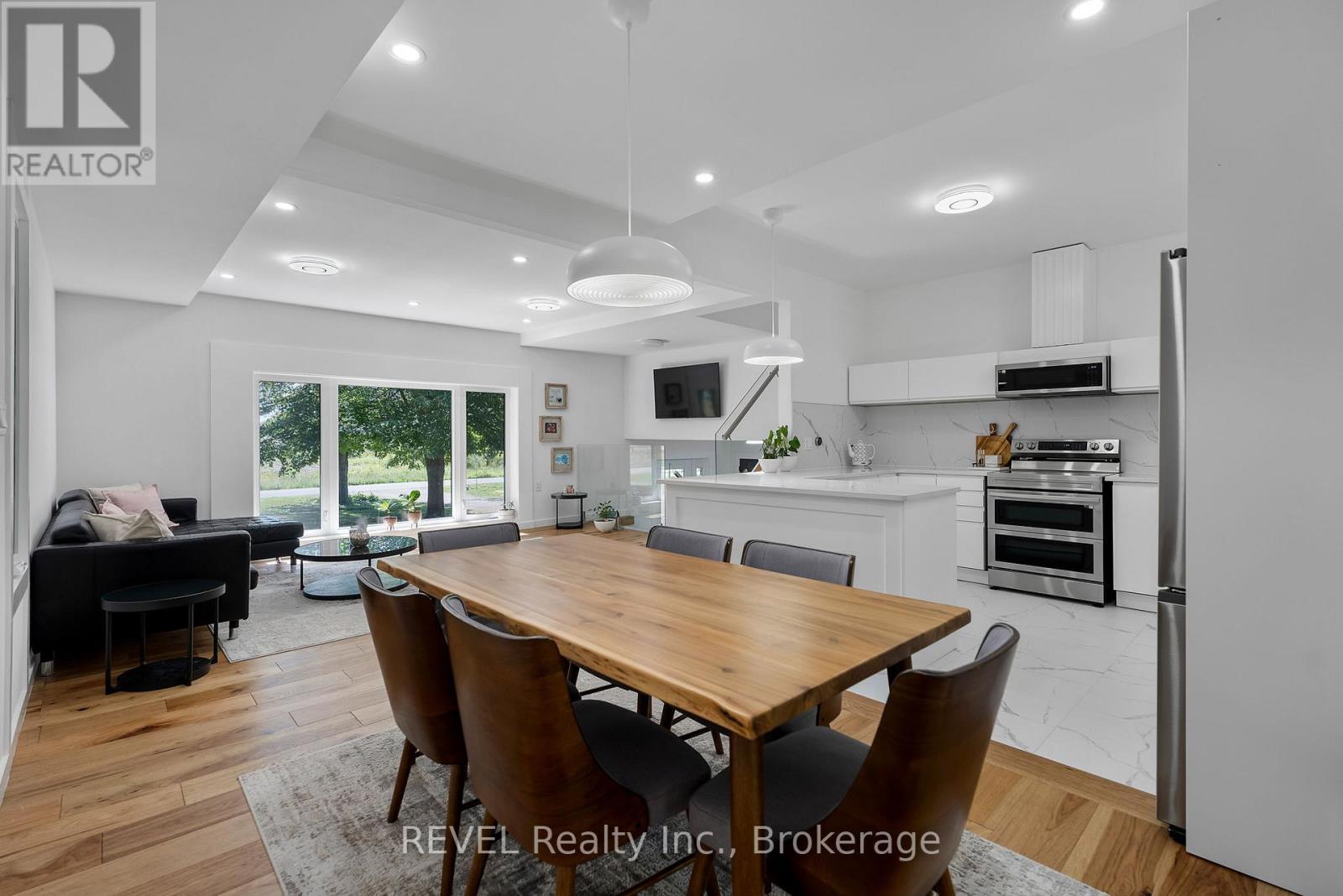 1546 Nigh Road, Fort Erie, Ontario  L2A 5M4 - Photo 12 - X12768084