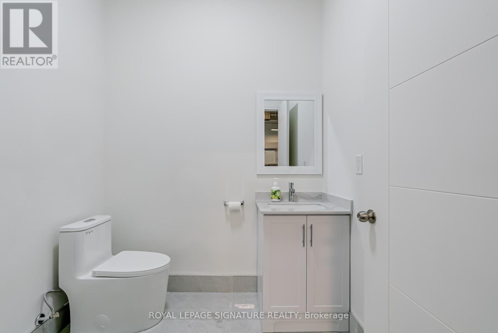 Unit 20 - 145 Traders Boulevard E, Mississauga, Ontario  L4Z 3L3 - Photo 11 - W12763700