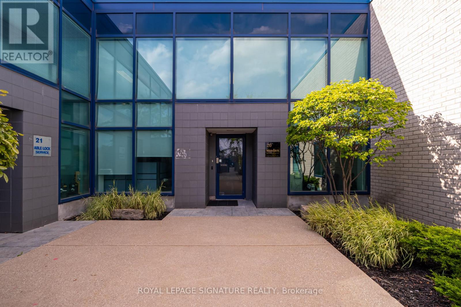 Unit 20 - 145 Traders Boulevard E, Mississauga, Ontario  L4Z 3L3 - Photo 3 - W12763700