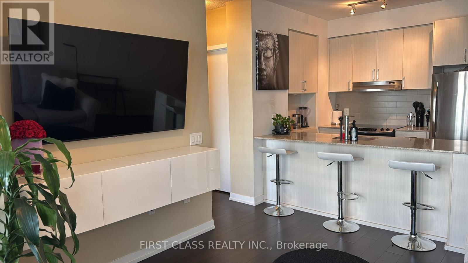 1112 - 2560 EGLINTON AVENUE W, Mississauga, Ontario