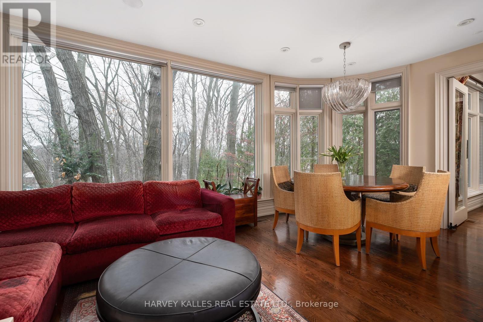 7 Ridgewood Road, Toronto (Forest Hill South), Ontario  M5P 1T4 - Photo 8 - C12768082