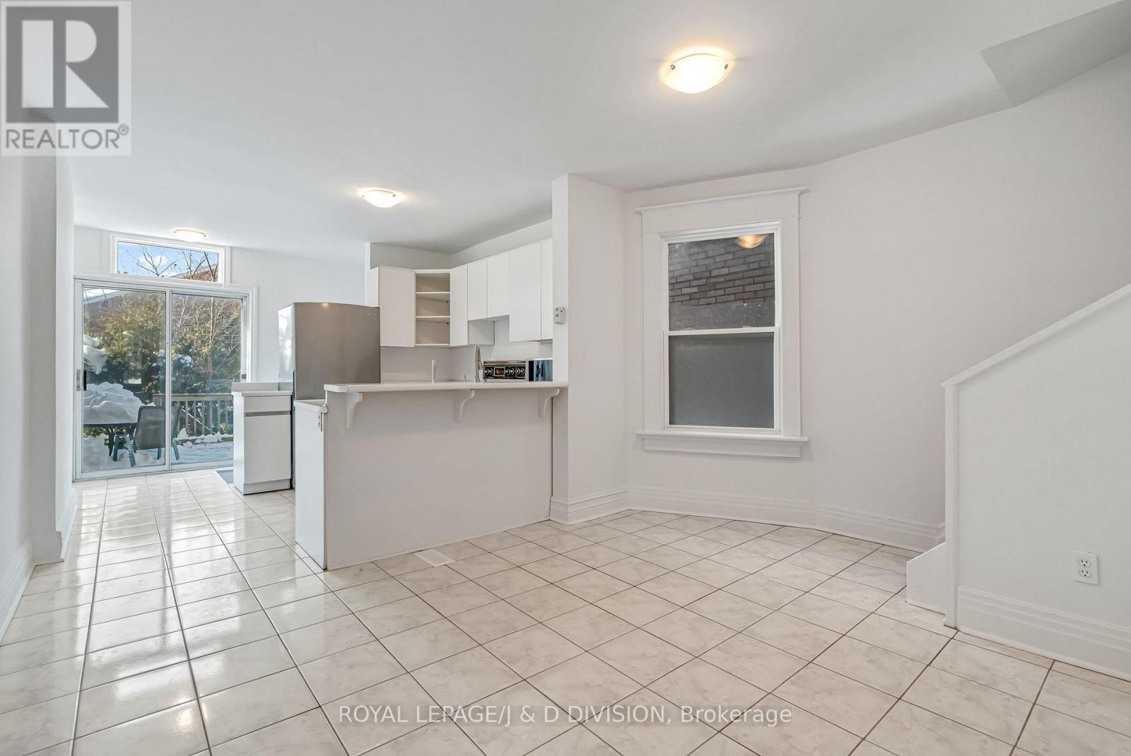 174 Arlington Avenue, Toronto, Ontario  M6C 2Z2 - Photo 11 - C12768112