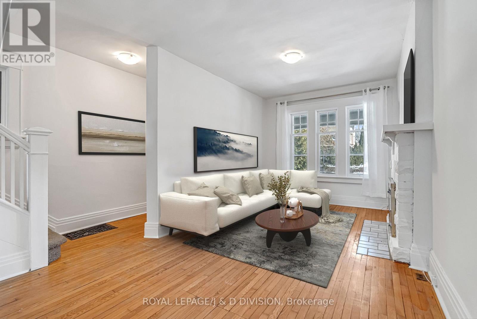 174 Arlington Avenue, Toronto, Ontario  M6C 2Z2 - Photo 2 - C12768112