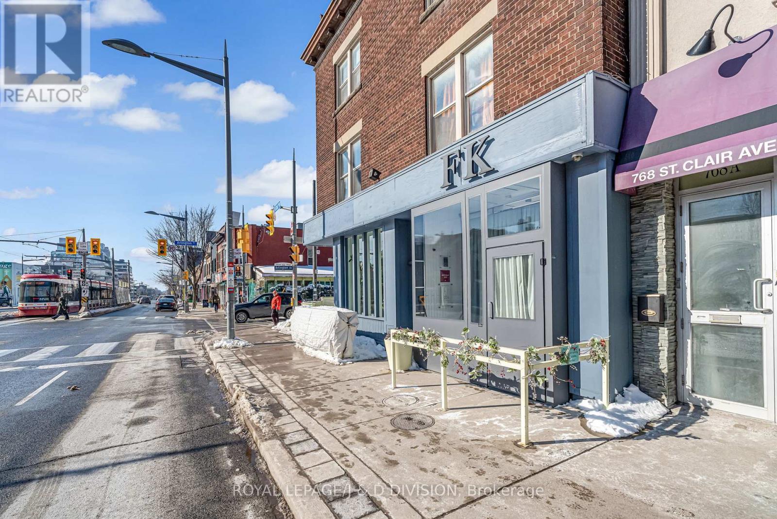 174 Arlington Avenue, Toronto, Ontario  M6C 2Z2 - Photo 34 - C12768112