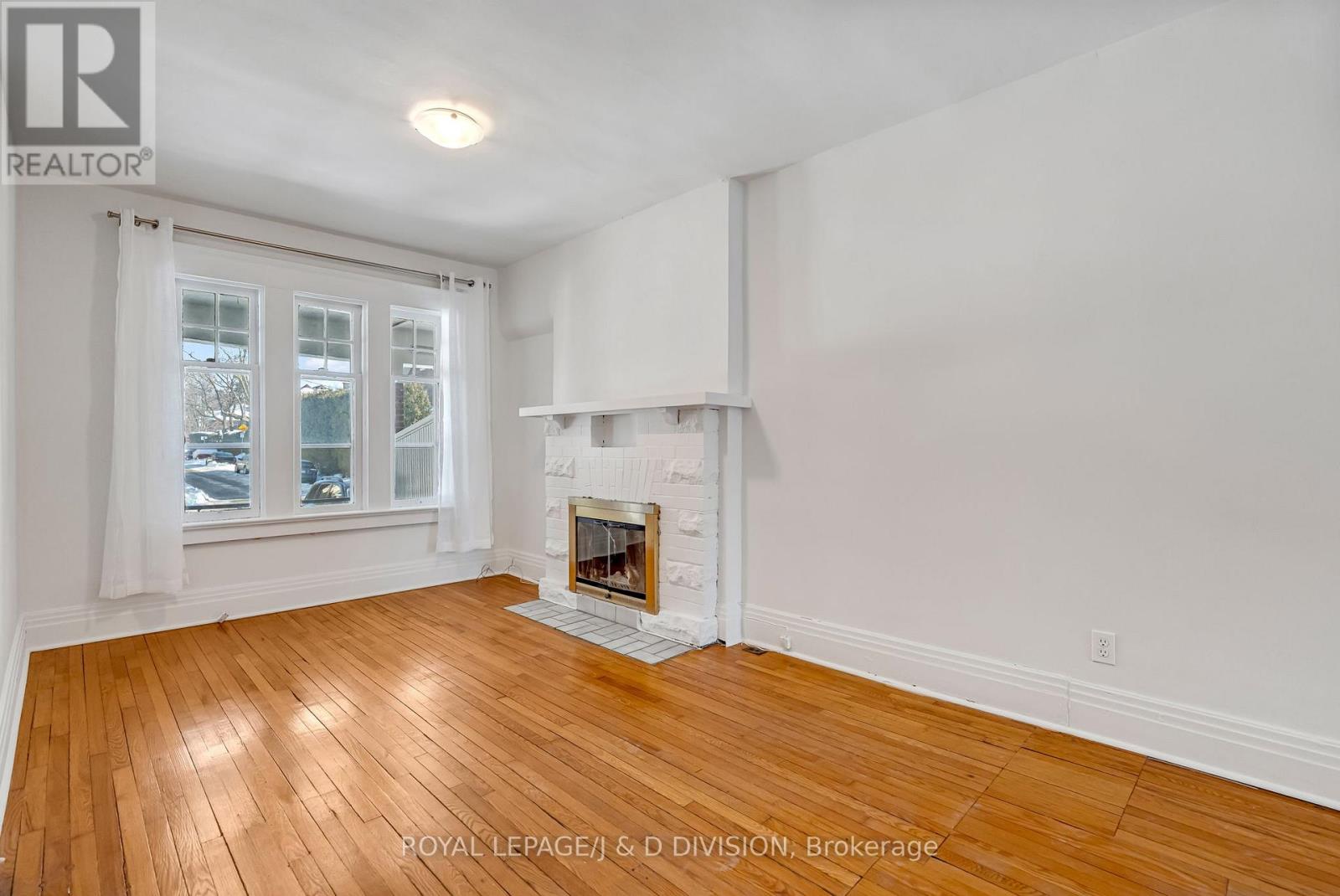 174 Arlington Avenue, Toronto, Ontario  M6C 2Z2 - Photo 5 - C12768112