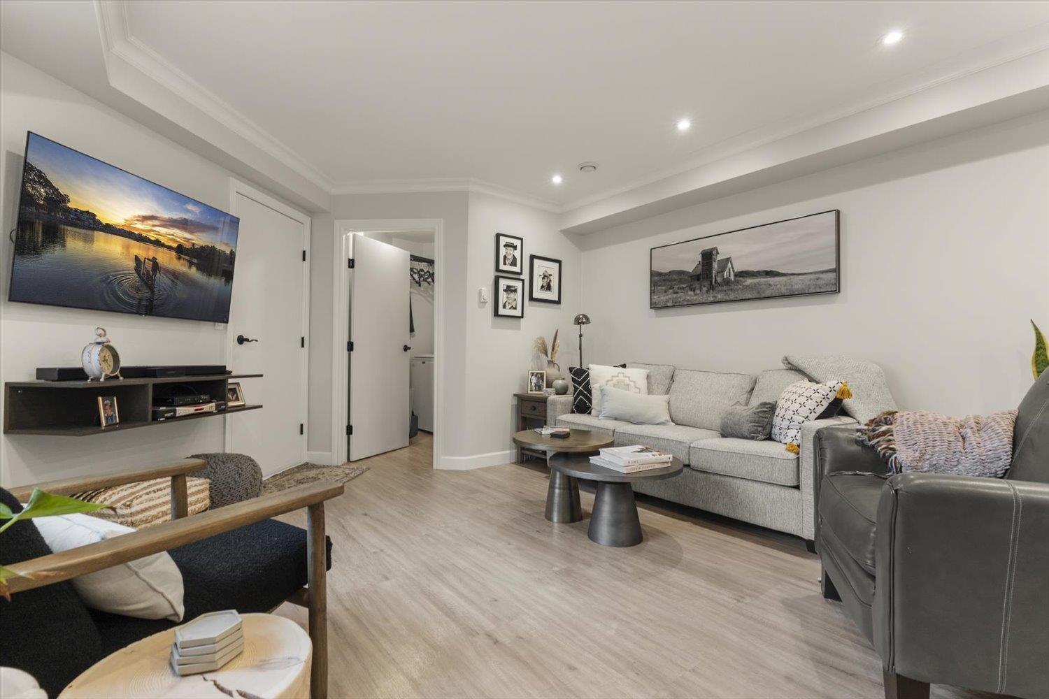 121 16350 14 Avenue, Surrey, British Columbia  V4A 8J9 - Photo 6 - R3087354