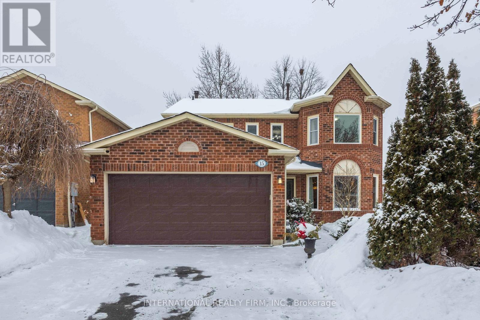 15 CARMICHAEL DRIVE, Whitby, Ontario