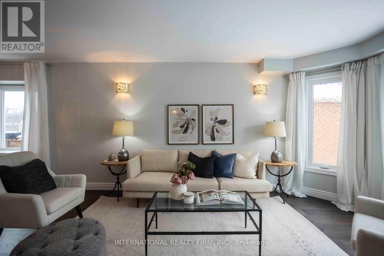 15 Carmichael Drive, Whitby, Ontario  L1N 9A4 - Photo 4 - E12768074