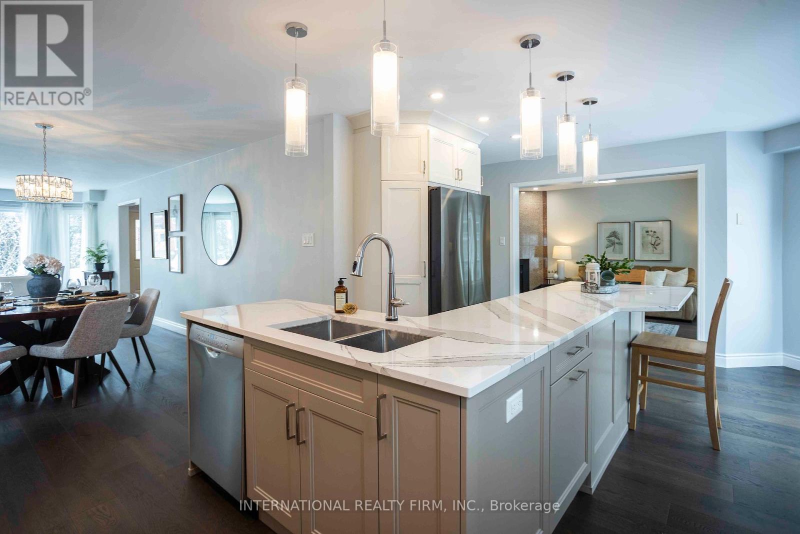 15 Carmichael Drive, Whitby, Ontario  L1N 9A4 - Photo 6 - E12768074