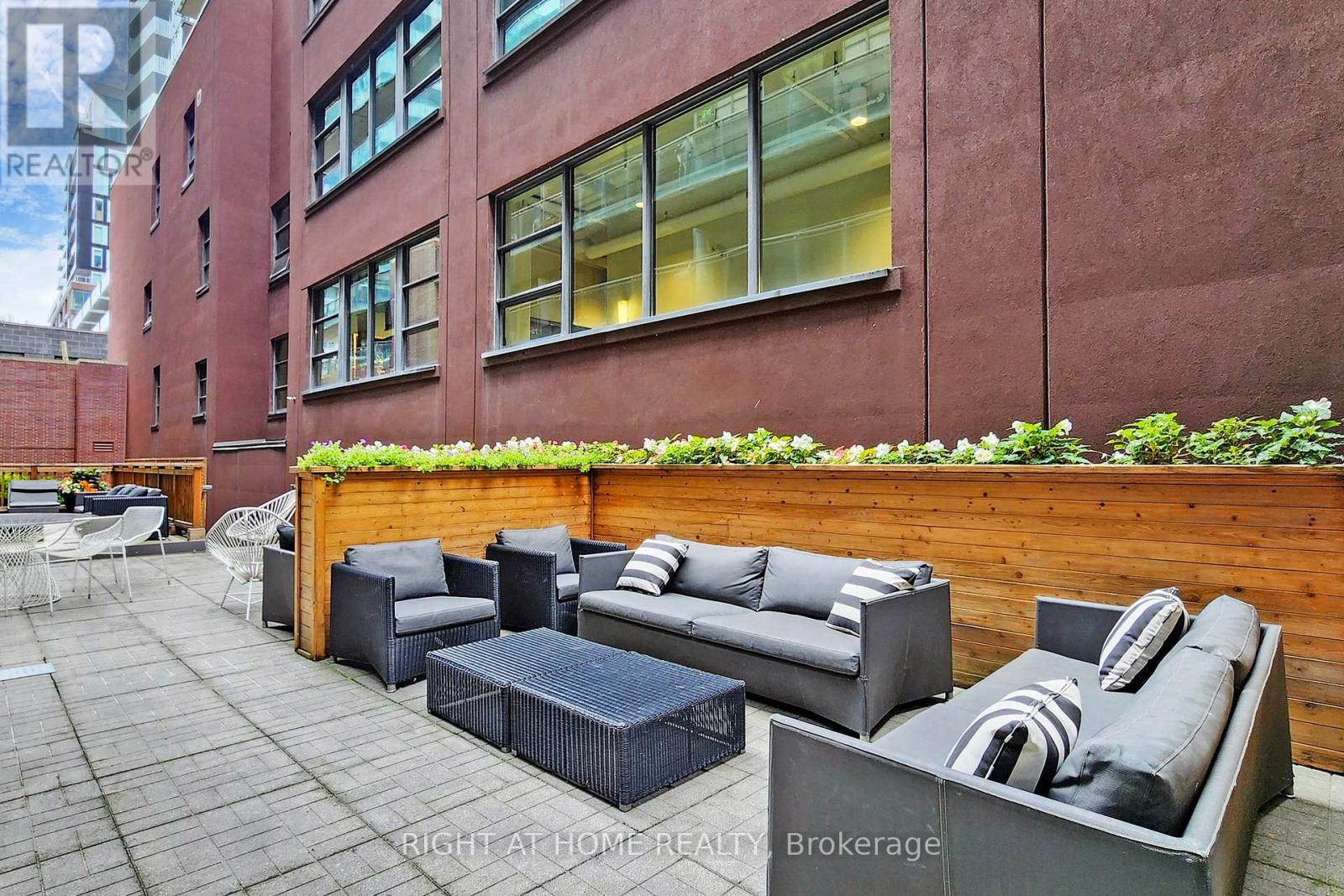 726 - 90 Broadview Avenue, Toronto (South Riverdale), Ontario  M4M 0A7 - Photo 25 - E12768098