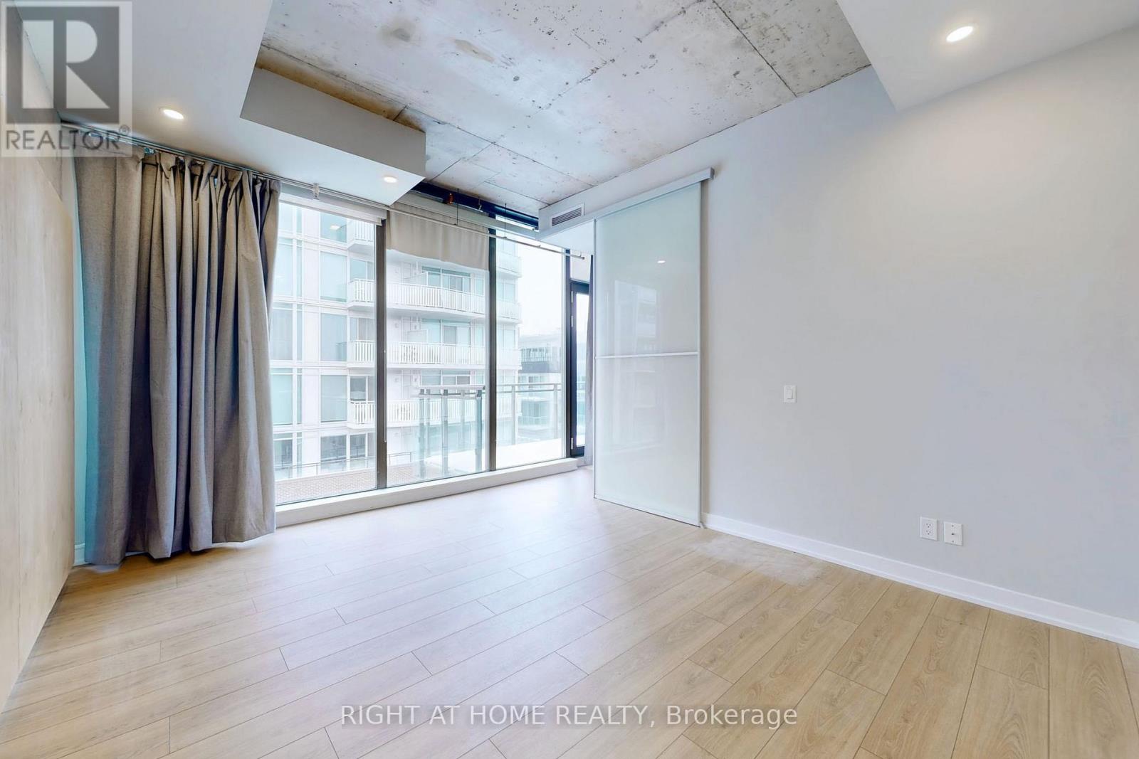 726 - 90 Broadview Avenue, Toronto (South Riverdale), Ontario  M4M 0A7 - Photo 5 - E12768098