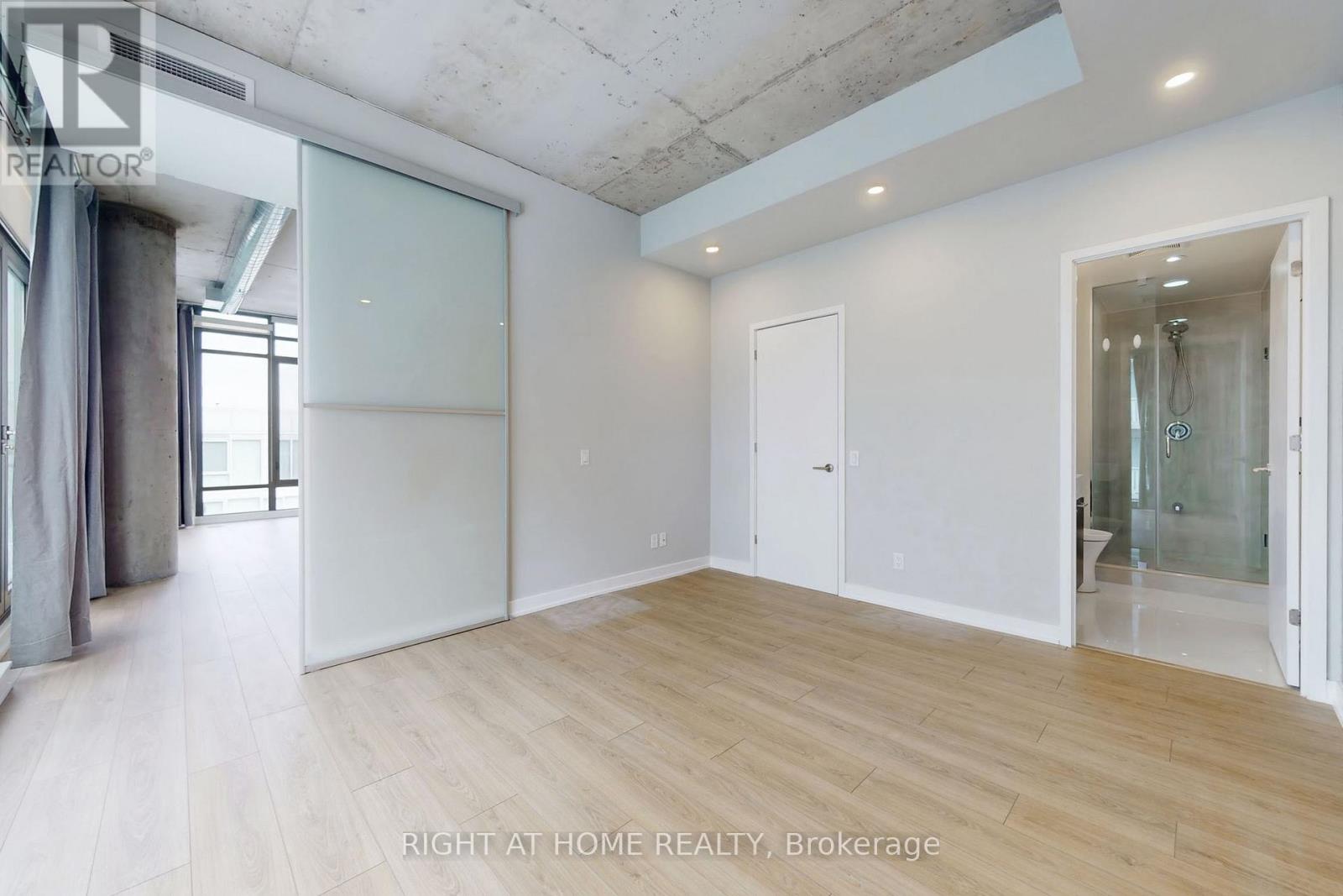 726 - 90 Broadview Avenue, Toronto (South Riverdale), Ontario  M4M 0A7 - Photo 8 - E12768098