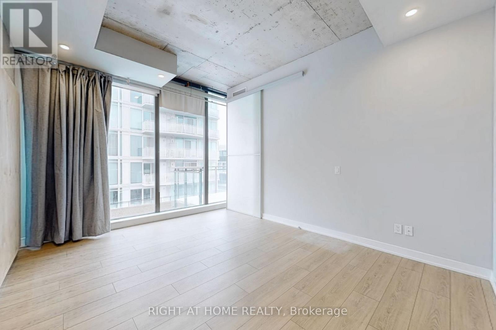 726 - 90 Broadview Avenue, Toronto (South Riverdale), Ontario  M4M 0A7 - Photo 9 - E12768098