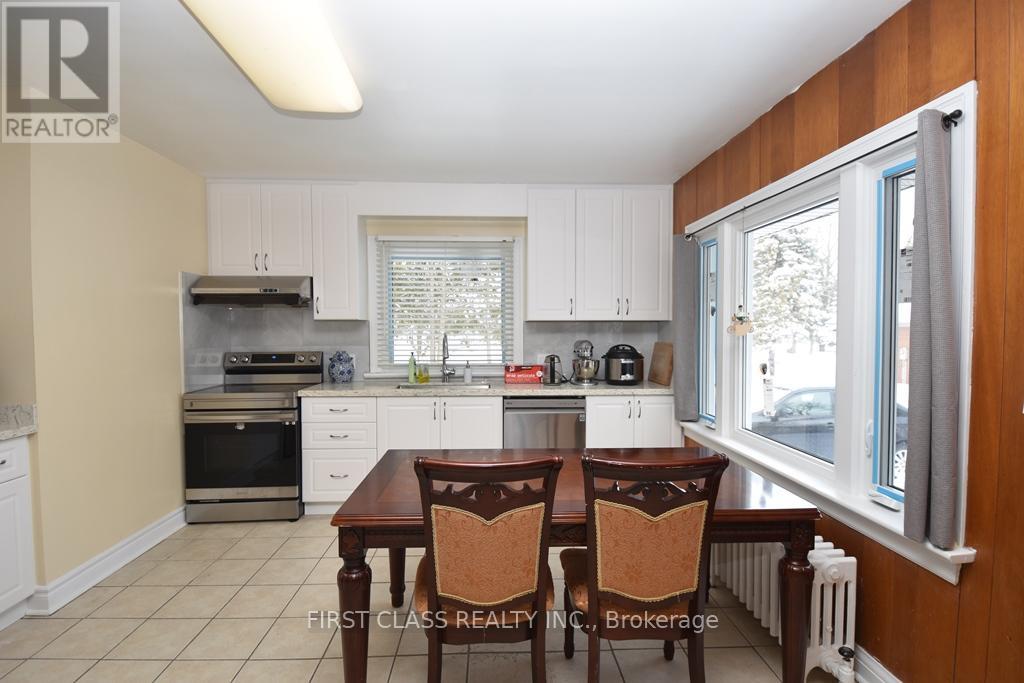 5373 Aurora Road, Whitchurch-Stouffville (Ballantrae), Ontario  L4A 3K2 - Photo 6 - N12768076