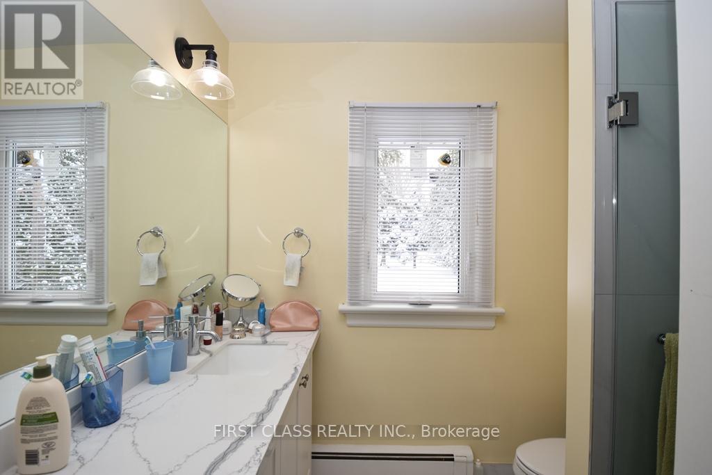 5373 Aurora Road, Whitchurch-Stouffville (Ballantrae), Ontario  L4A 3K2 - Photo 7 - N12768076