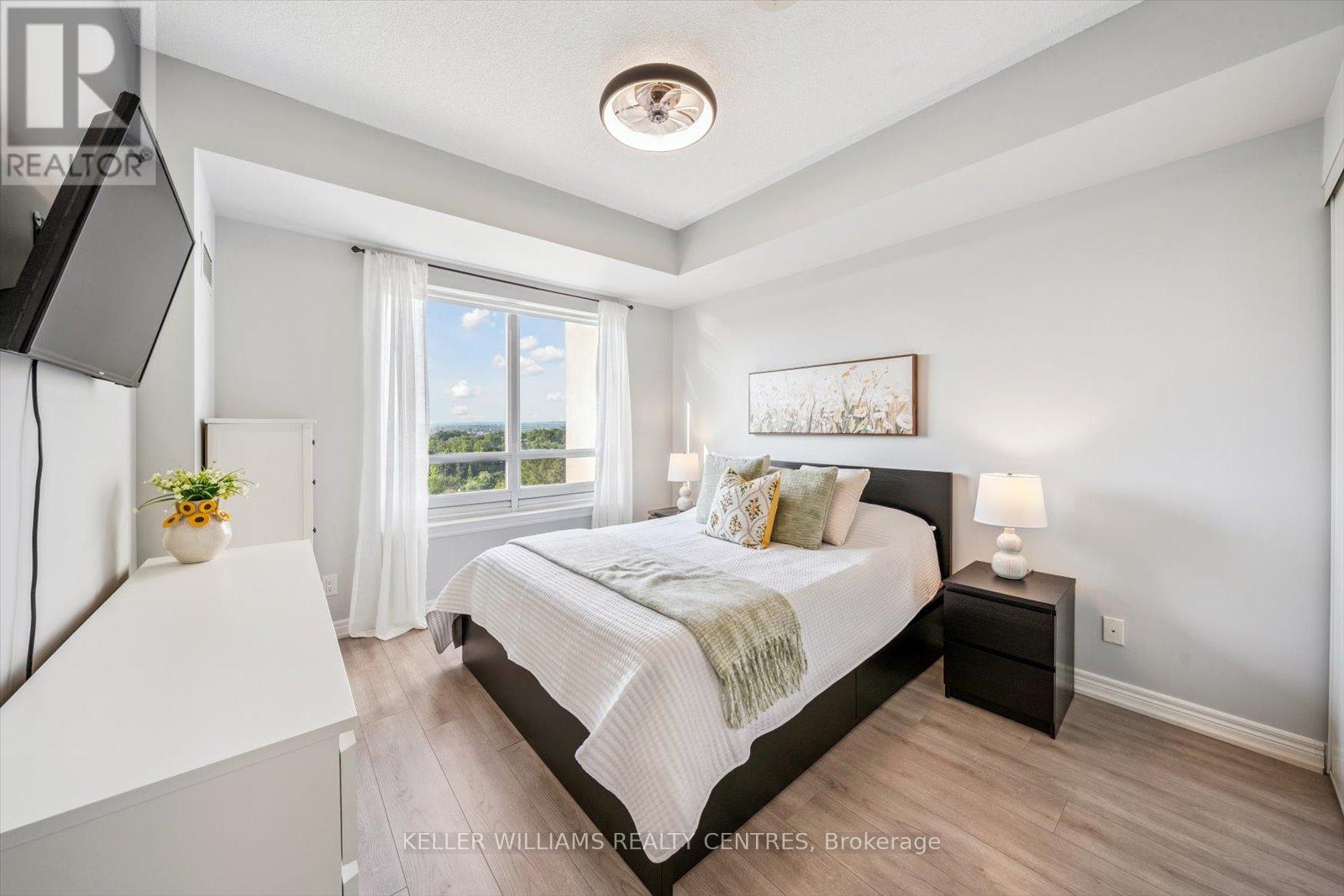 902 - 9245 Jane Street, Vaughan (Maple), Ontario  L6A 0J9 - Photo 10 - N12768102