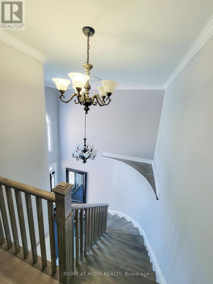 95 Westbury Court, Richmond Hill, Ontario  L4S 2L3 - Photo 19 - N12746388