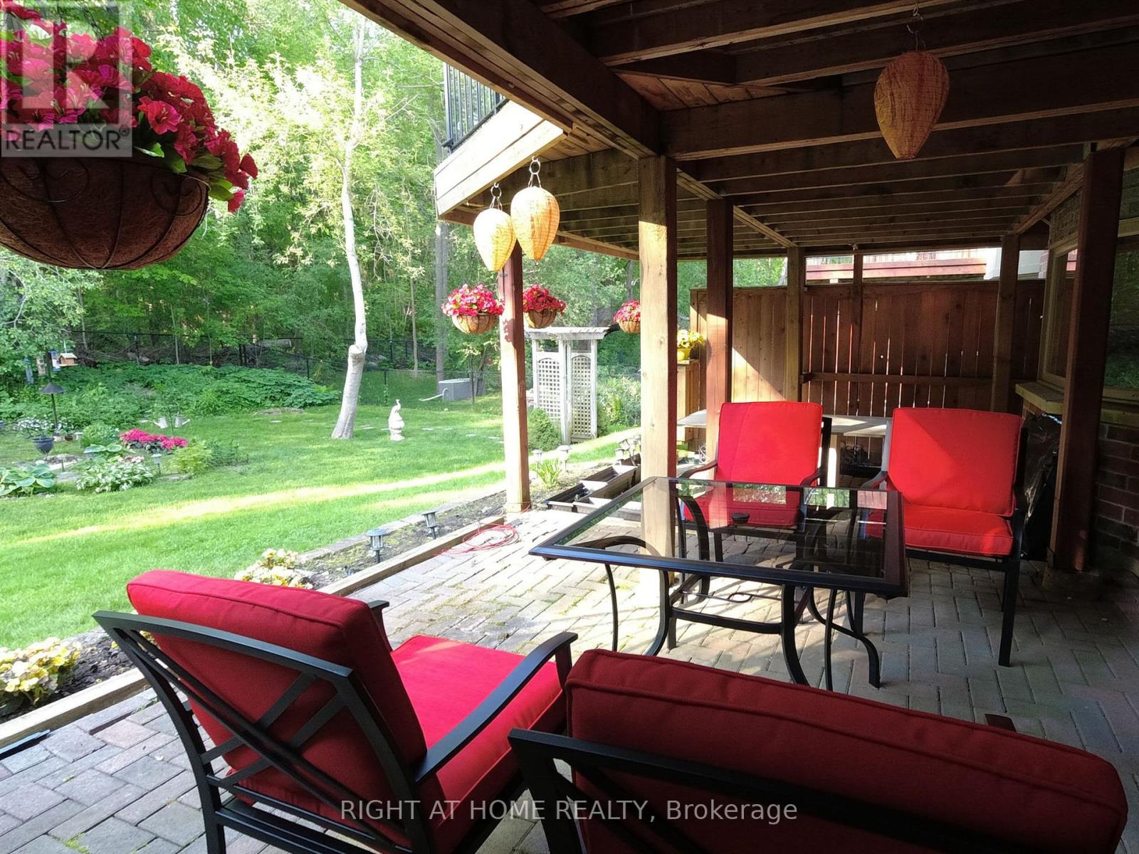 95 Westbury Court, Richmond Hill, Ontario  L4S 2L3 - Photo 42 - N12746388