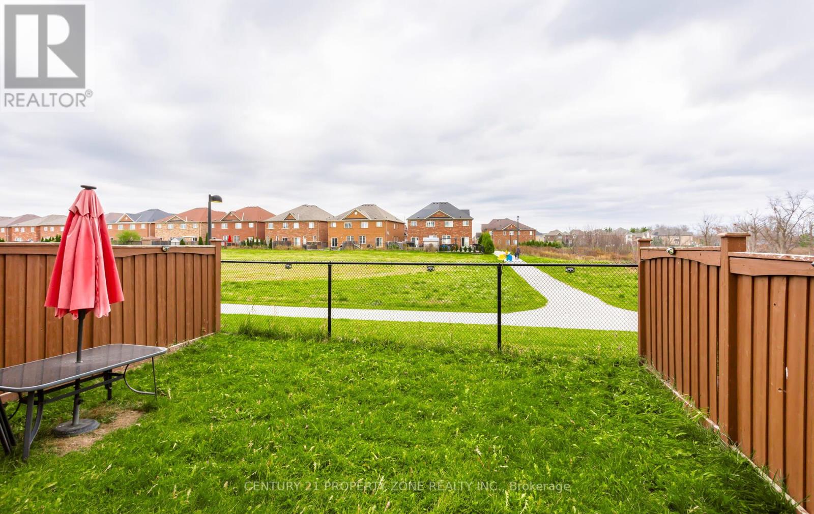 590 Lott Crescent N, Milton (Co Coates), Ontario  L9T 7P9 - Photo 29 - W12768056