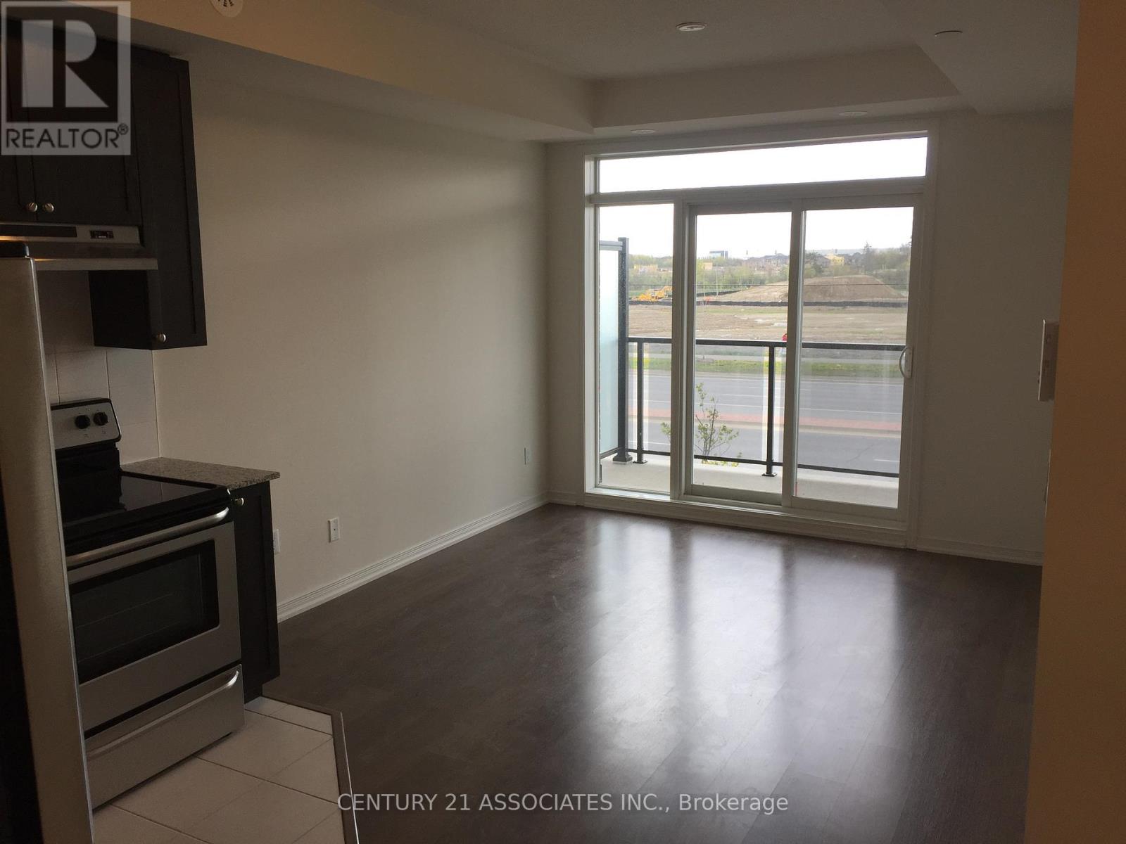 206 - 54 Sky Harbour Drive, Brampton, Ontario  L6Y 6B9 - Photo 4 - W12768100