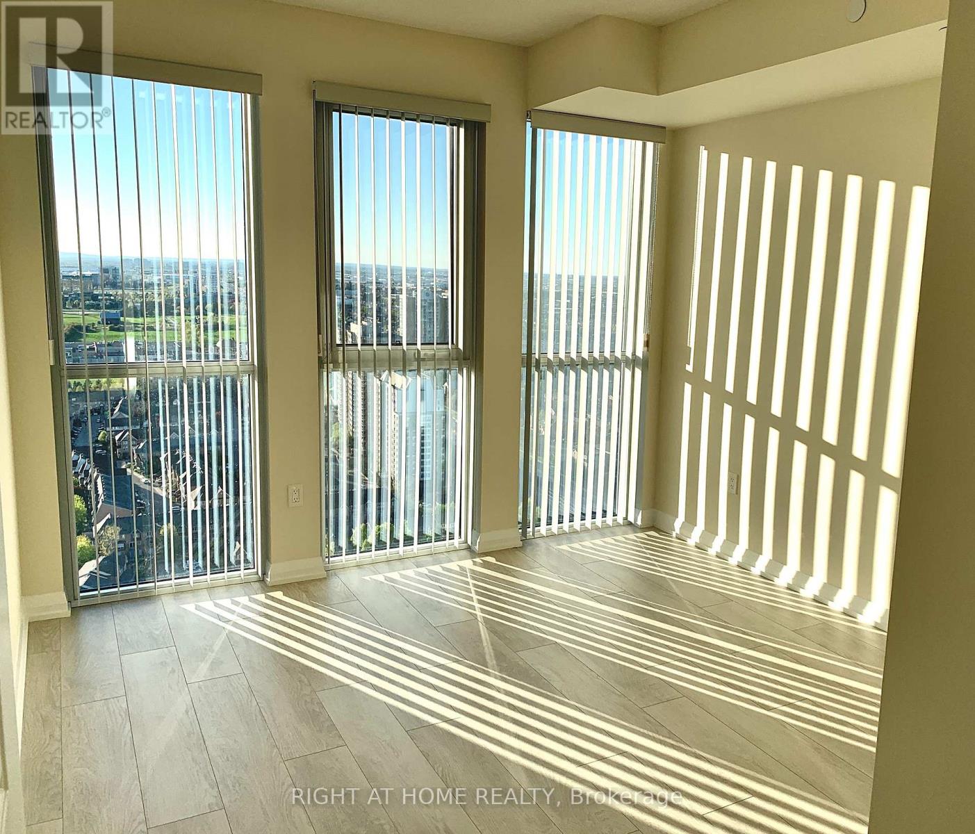 3117 - 35 Watergarden Drive, Mississauga (Hurontario), Ontario  L5R 0G8 - Photo 10 - W12768110