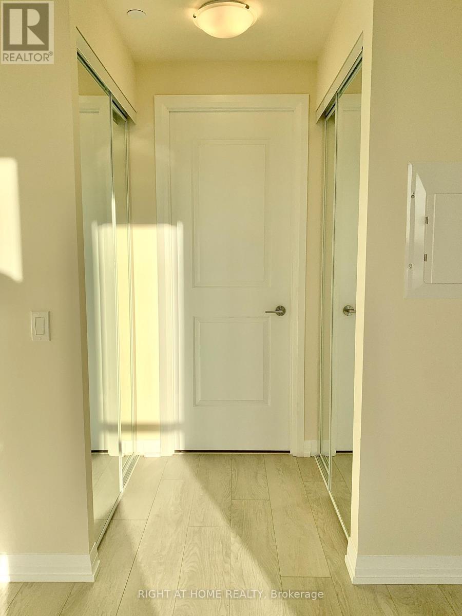 3117 - 35 Watergarden Drive, Mississauga (Hurontario), Ontario  L5R 0G8 - Photo 12 - W12768110