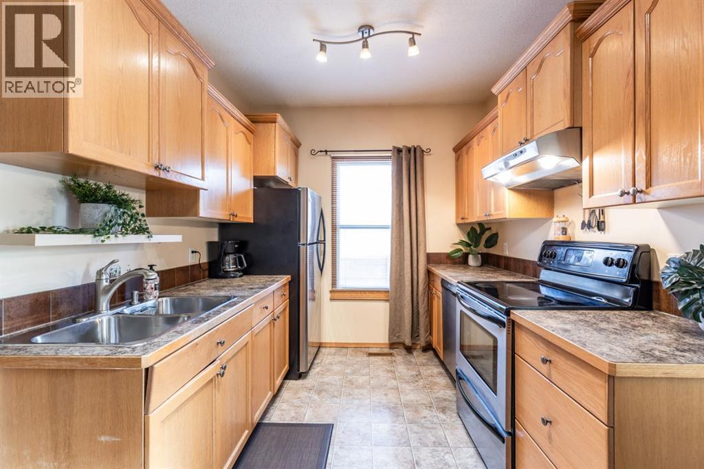 29 10 Street Se, Medicine Hat, Alberta  T1A 1P8 - Photo 12 - A2282589