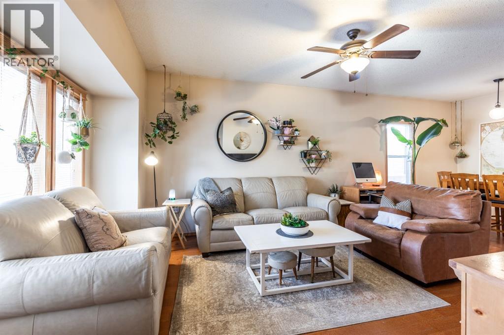 29 10 Street Se, Medicine Hat, Alberta  T1A 1P8 - Photo 6 - A2282589