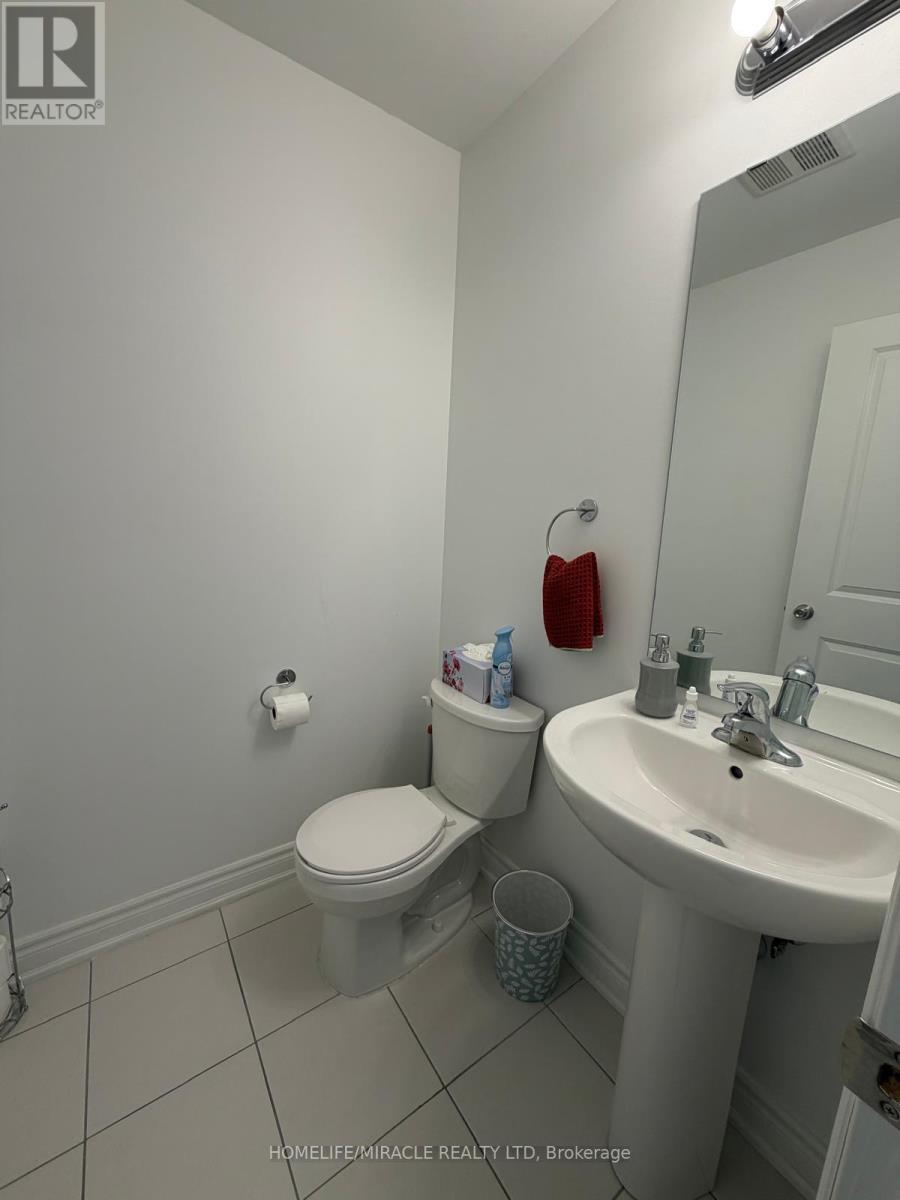 10 Millcreek Drive, Loyalist, Ontario  K0H 2H0 - Photo 6 - X12768118