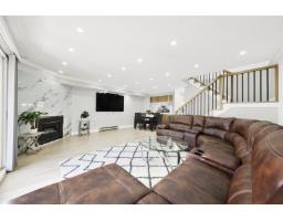 2 7560 138 STREET, Surrey, British Columbia