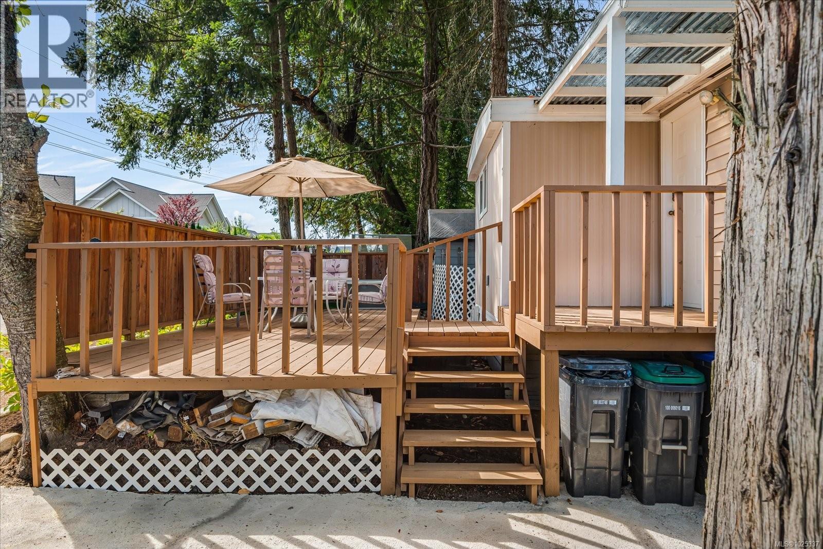 7 1247 Arbutus Rd, Parksville, British Columbia  V9P 1R4 - Photo 27 - 1025337